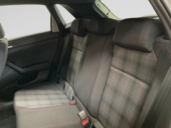 VOLKSWAGEN Polo GTI (2024) — foto 10 van 22