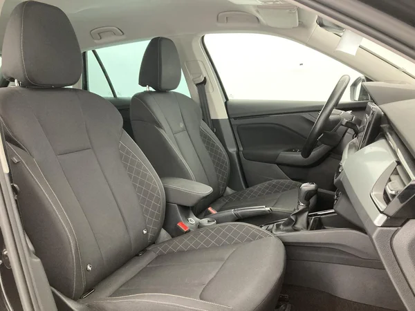 SKODA Kamiq (2024) — foto 15 van 36