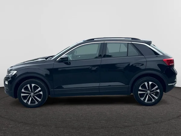 VOLKSWAGEN T-Roc (2019) — foto 10 van 18
