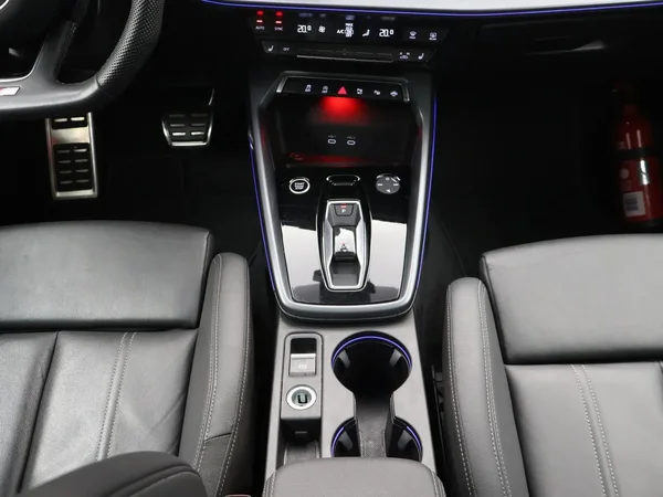 Audi A3 (2025) — foto 16 van 30
