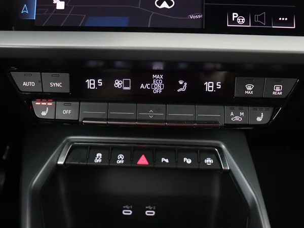 AUDI A3 Sportback (2025) — foto 10 van 18