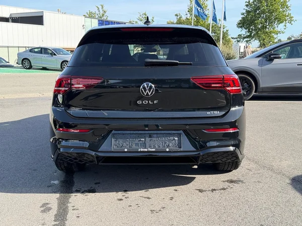 VOLKSWAGEN Golf VIII (2025) — foto 18 van 25