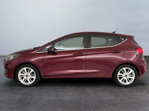 FORD Fiesta (2022) — foto 25 van 29