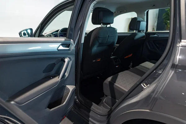 Volkswagen Tiguan (2022) — foto 7 van 37
