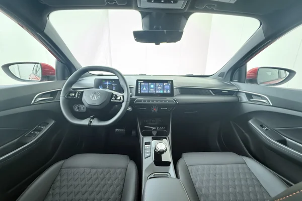MG MG3 Hybrid+ (HEV) (2026) — foto 18 van 18