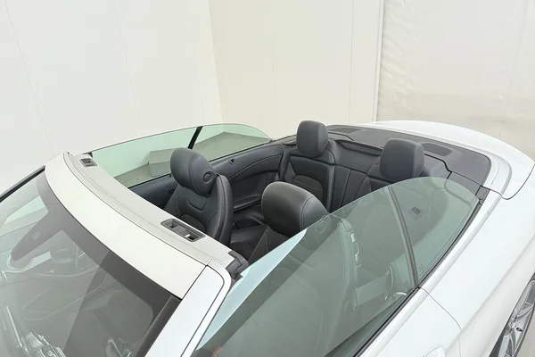 Mercedes-Benz C-Class Cabriolet (A205) (2018) — foto 10 van 25
