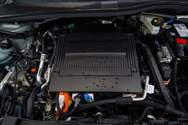 Jeep E-Avenger (2024) — foto 28 van 74