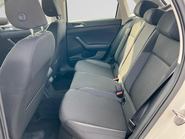 VOLKSWAGEN Polo (2025) — foto 4 van 18