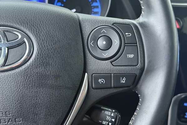 Toyota Auris Sw (2019) — foto 6 van 20