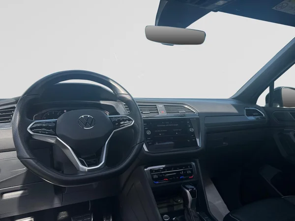 VOLKSWAGEN Tiguan Allspace (2023) — foto 10 van 21