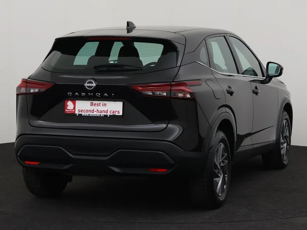 NISSAN Qashqai (2023) — foto 21 van 27