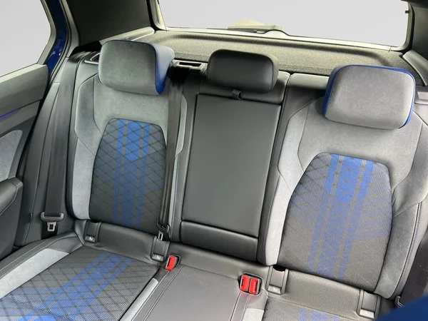 VOLKSWAGEN Golf VIII R (2025) — foto 10 van 24