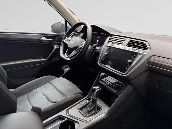 VOLKSWAGEN Tiguan Allspace (2023) — foto 14 van 19
