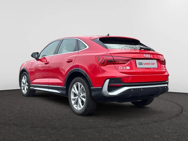 AUDI Q3 Sportback (2021) — foto 6 van 13