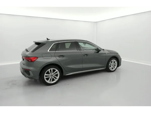 AUDI A3 Sportback PHEV (2022) — foto 25 van 37