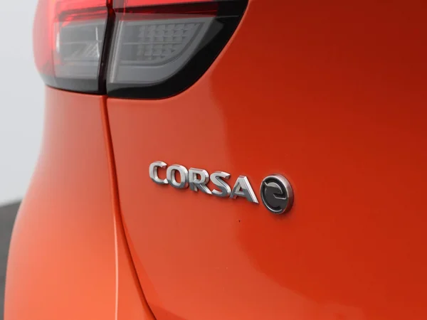 Opel Corsa-e (2022) — foto 25 van 38