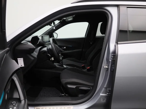 Peugeot 2008 (2023) — foto 40 van 40