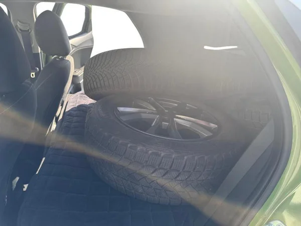 KIA XCeed (2023) — foto 4 van 26