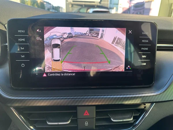 SKODA Kamiq (2021) — foto 30 van 35