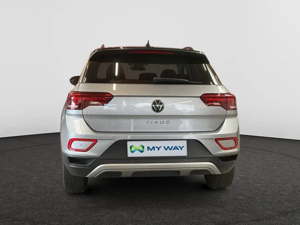 VOLKSWAGEN T-Roc (2022) — foto 17 van 22