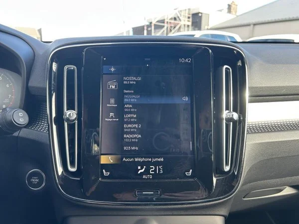 VOLVO XC40 (2018) — foto 10 van 32