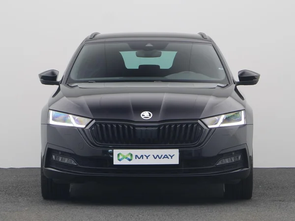 SKODA Octavia Combi (2024) — foto 17 van 21
