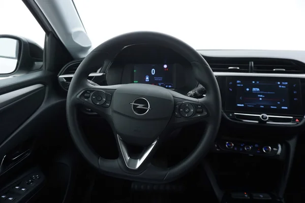 Opel E-Corsa (2025) — foto 2 van 26