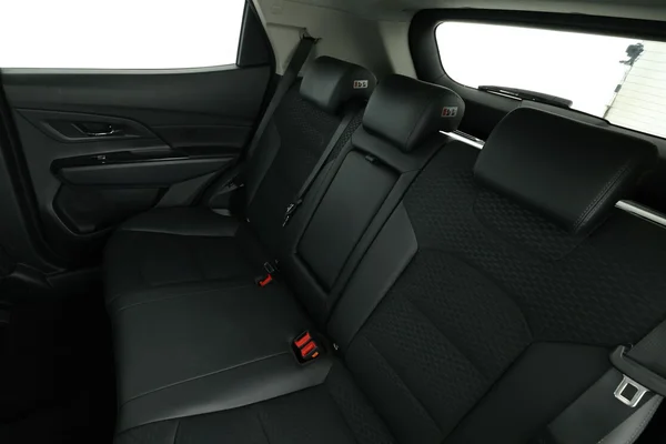 Ssangyong Korando (2021) — foto 5 van 16