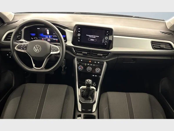 Volkswagen T-Roc (2024) — foto 3 van 22