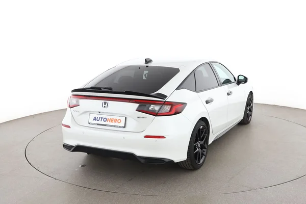 Honda Civic (2024) — foto 12 van 16