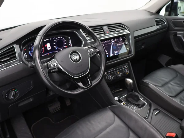 VOLKSWAGEN Tiguan Allspace (2021) — foto 4 van 31