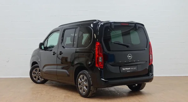 Opel Combo Life (2024) — foto 12 van 18