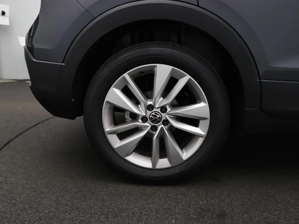VOLKSWAGEN T-Cross (2026) — foto 10 van 19