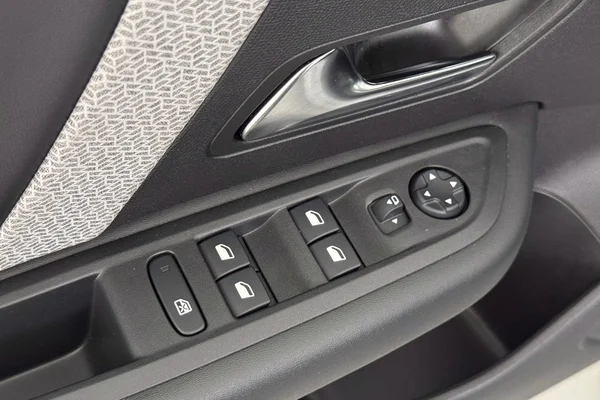 Citroen C4 (2021) — foto 15 van 31
