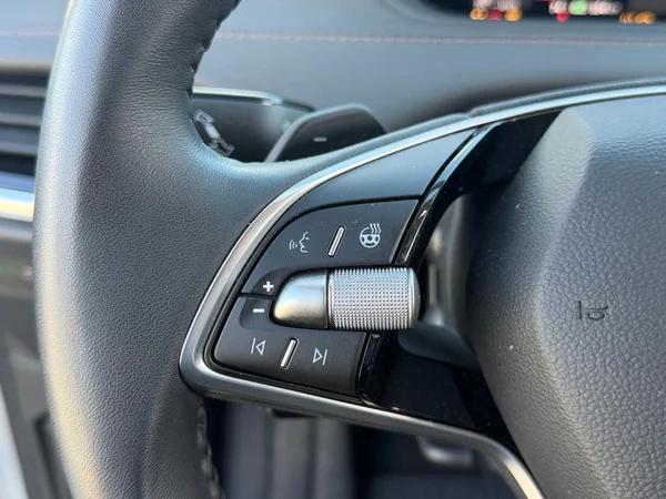 SKODA Enyaq (2024) — foto 5 van 21