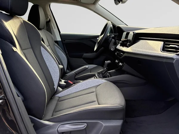 SKODA Kamiq (2026) — foto 8 van 24
