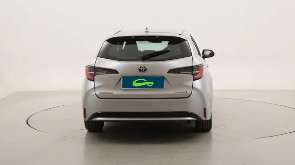 Toyota Corolla SW Hybrid (HEV) (2022) — foto 21 van 26