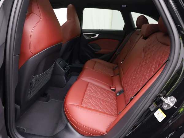 AUDI S5 Avant (2025) — foto 2 van 23