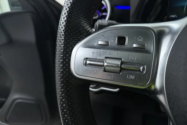 Mercedes-Benz A-Class (W177) (2021) — foto 6 van 22