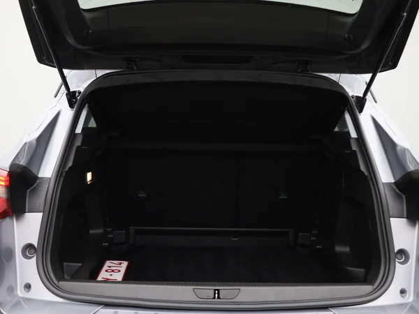 Opel Grandland (2023) — foto 6 van 40