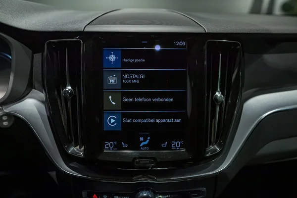 Volvo XC60 (2020) — foto 7 van 32