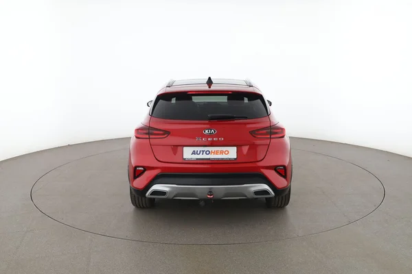 Kia XCeed (2020) — foto 11 van 16