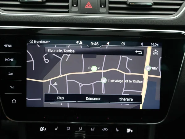 SKODA Superb Combi (2024) — foto 7 van 34