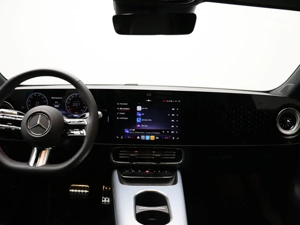 Mercedes-Benz CLA (2026) — foto 18 van 33