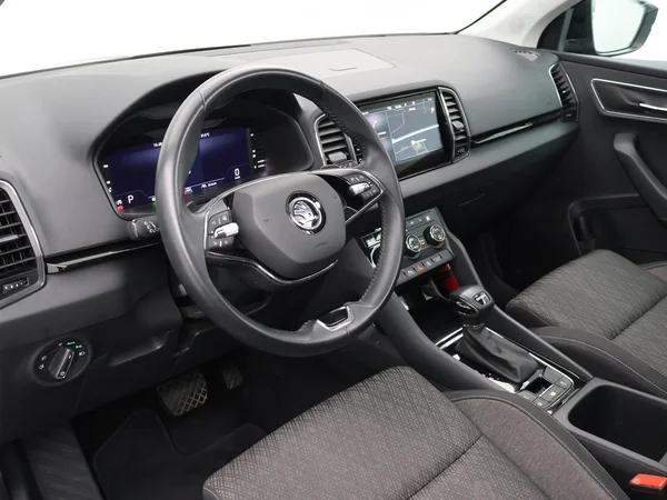 SKODA Karoq (2023) — foto 33 van 33