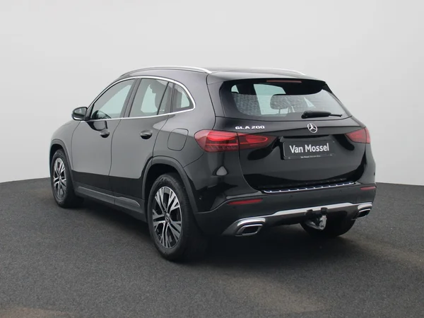 Mercedes-Benz GLA (2025) — foto 12 van 50