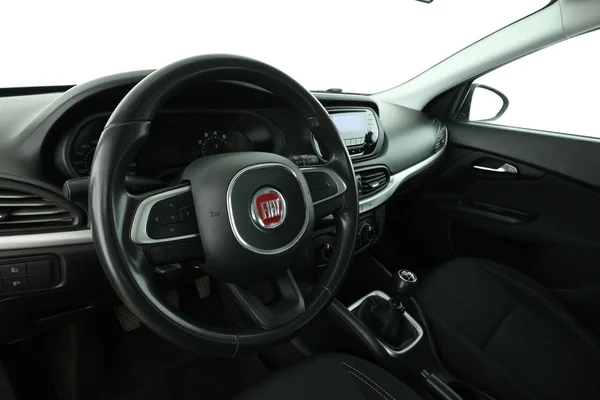 Fiat Tipo (2017) — foto 2 van 16