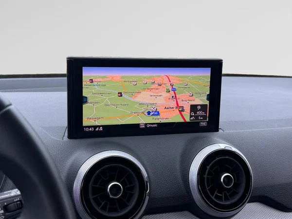 AUDI Q2 (2023) — foto 6 van 19