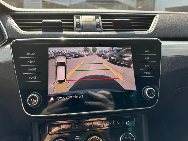 SKODA Superb Combi Dsl (2023) — foto 5 van 22