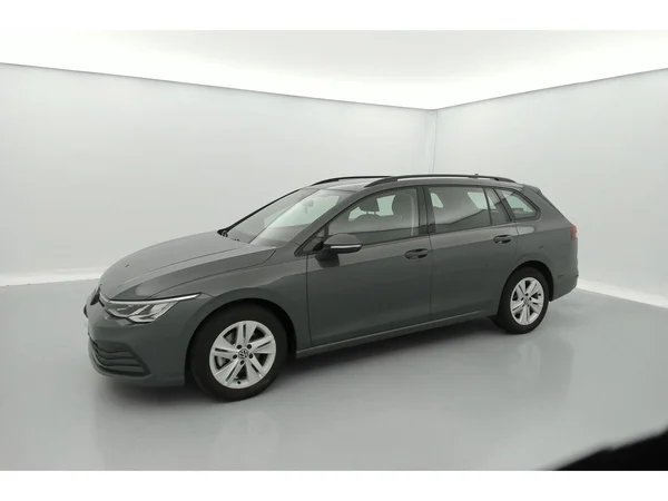 VOLKSWAGEN Golf VIII SW (2022) — foto 3 van 36